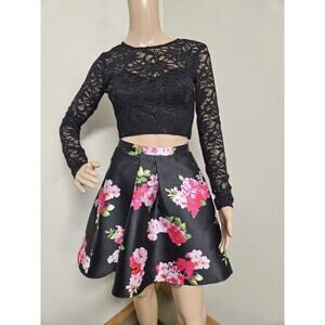 B DARLIN JUNIORS 2 PIECE SEMI-FORMAL